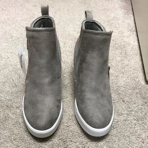 Anne Klein wedge shoes